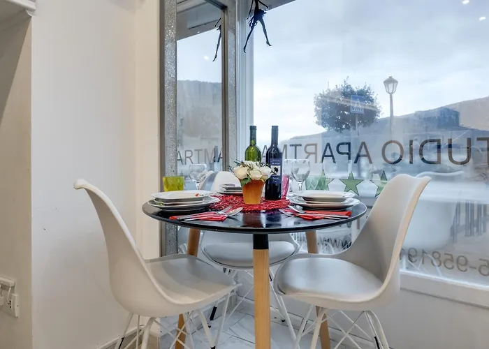 Apartament Coli App Ema & Antigona *
